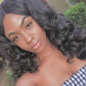 Meet your Posher, Sabrina